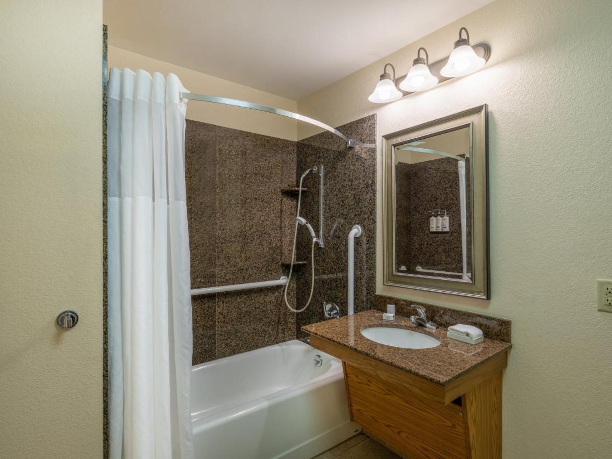 Staybridge Suites Milwaukee Airport South By Ihg Франклин Экстерьер фото