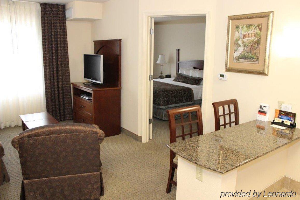 Staybridge Suites Milwaukee Airport South By Ihg Франклин Экстерьер фото